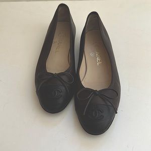 Chanel Classic Cap Toe Ballet Flat
